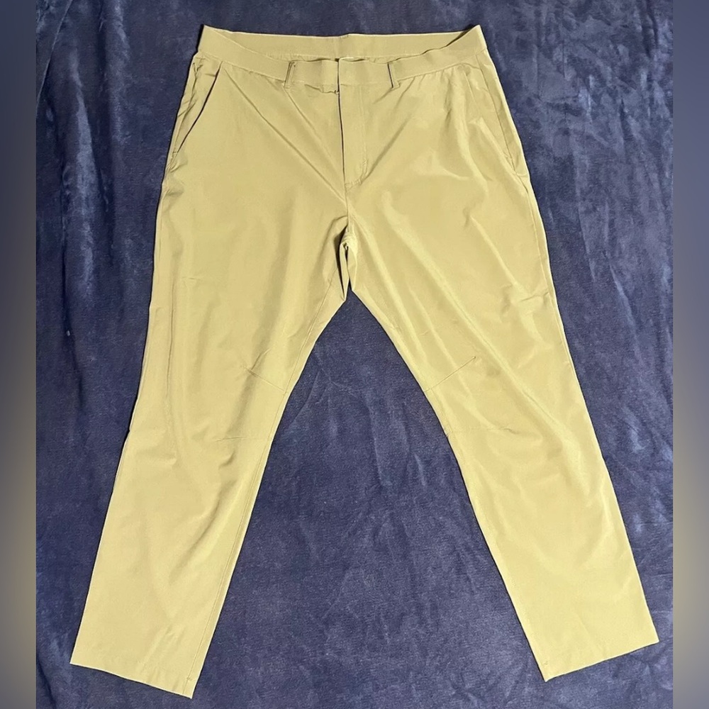 Fabletics Pants Men’s Size 38x30* See Pics Tan Performance Stretch Only Pant
